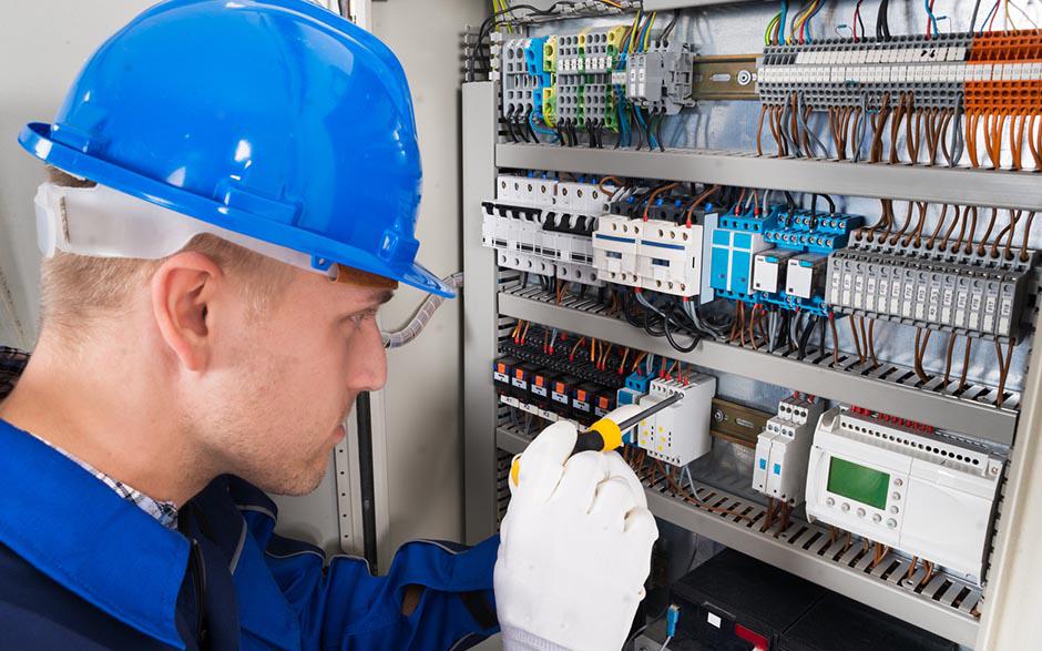 électricien de maintenance Verrières-le-Buisson