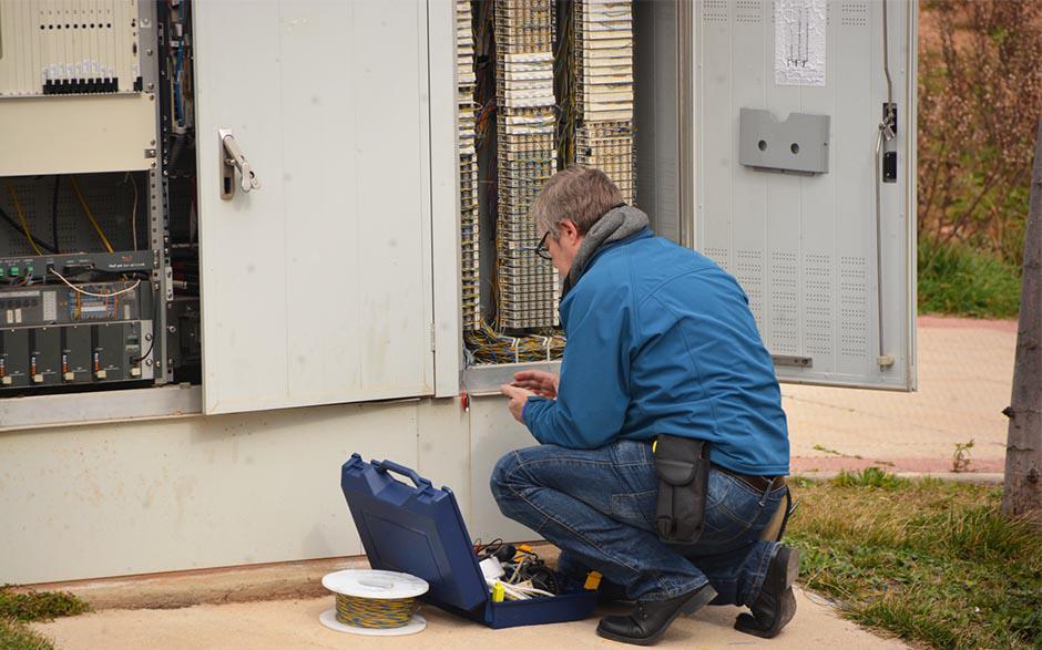 électricien de maintenance Verrières-le-Buisson