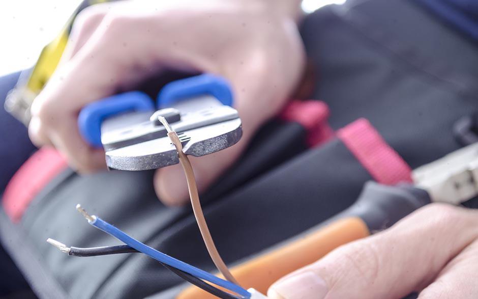 électricien à domicile Bray-et-Lû